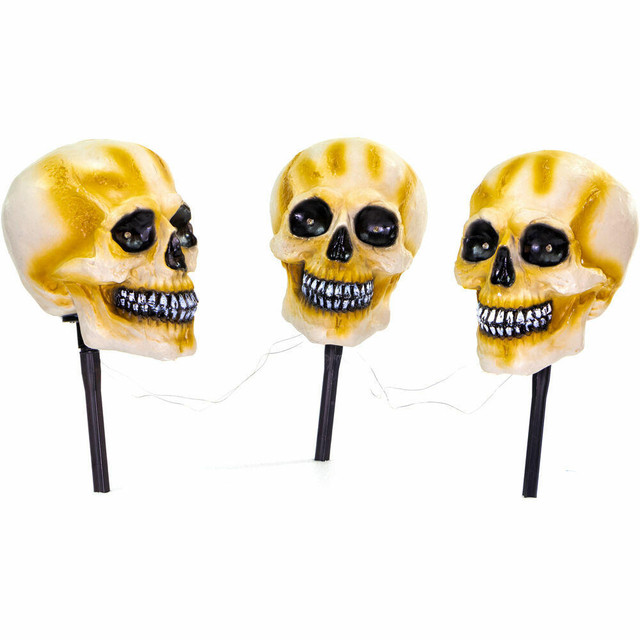 Skull Lawn Stakes Outdoor Decoration
